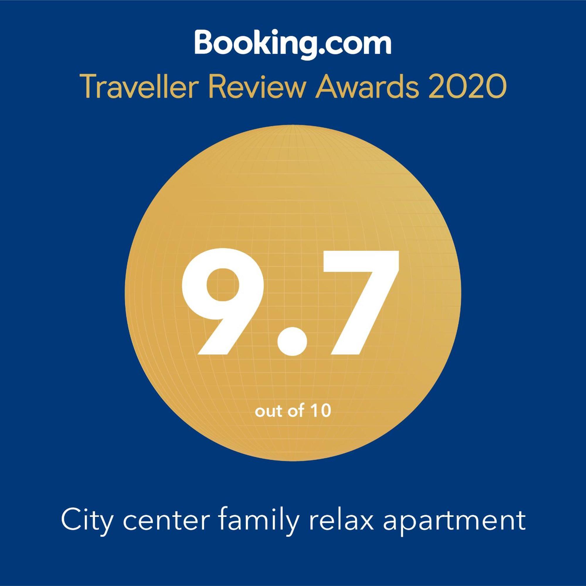Center Family Relax